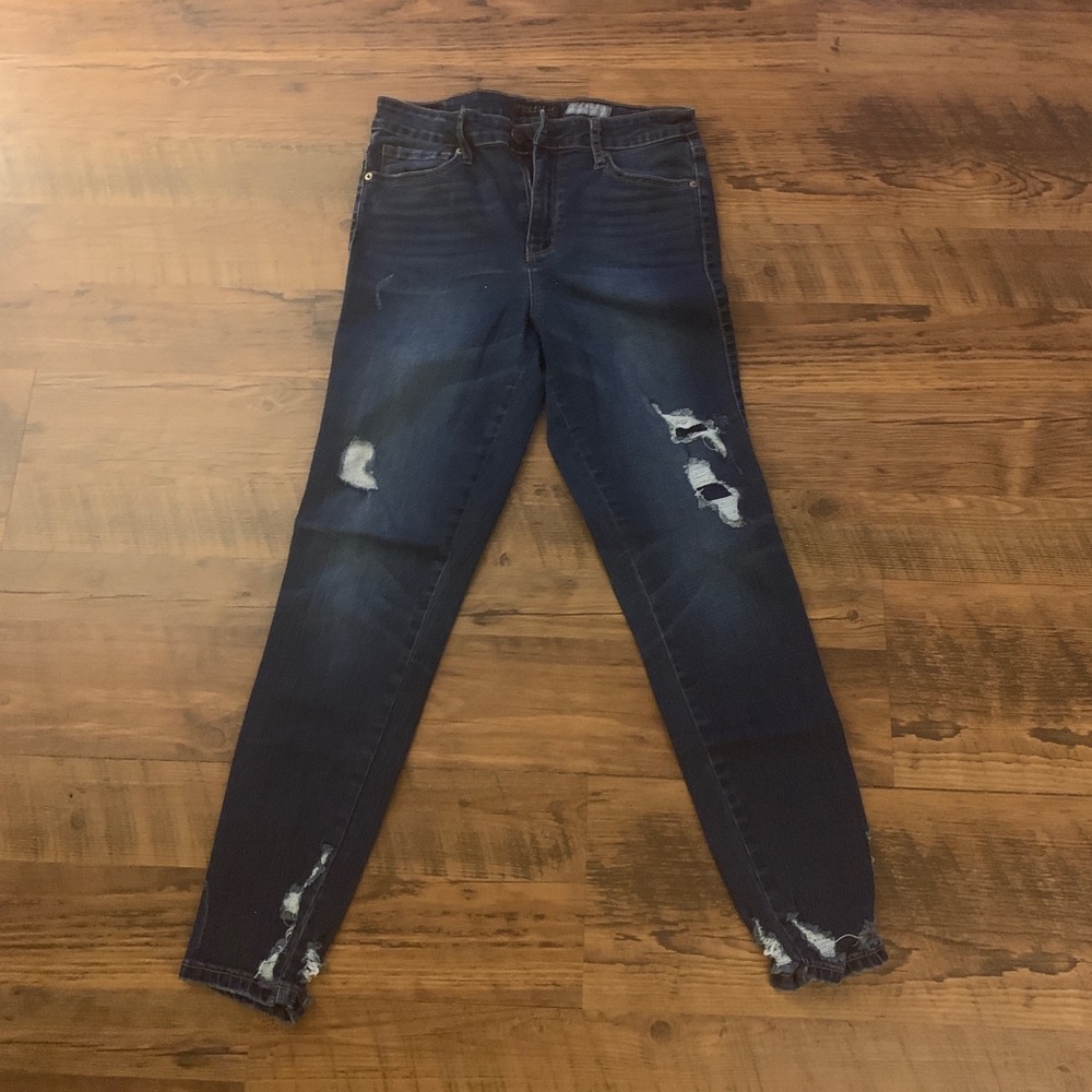 High waisted jeans